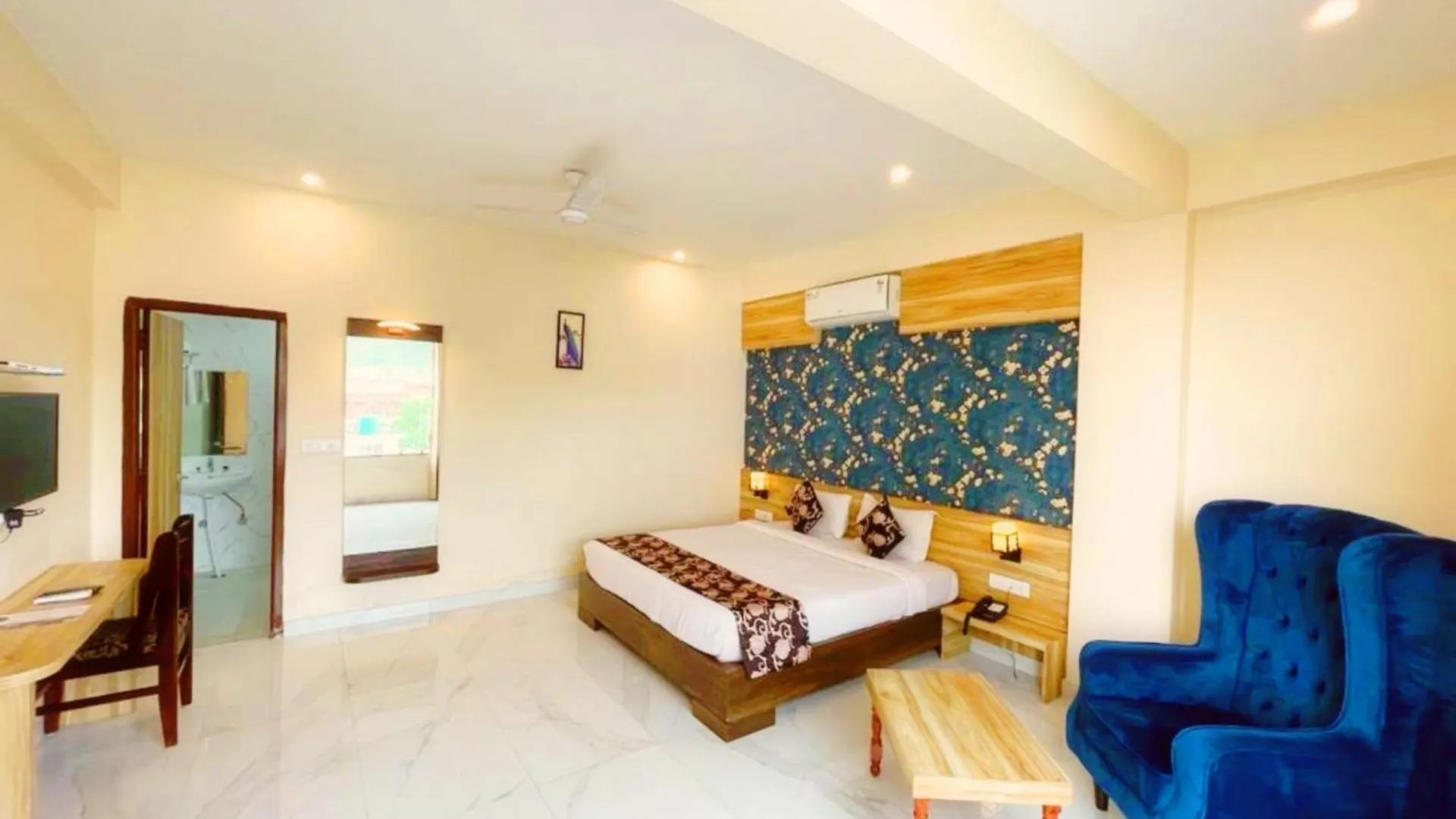 Hotel The Celebration By Amod Best Hotel & Rooftop Udaipur
